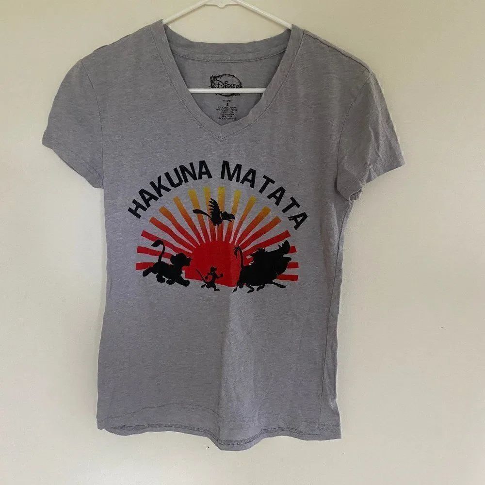 Disney Hakuna Matata Graphic T-Shirt Gray Size Small